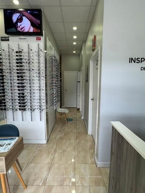 126 Inspire Boulevard, Unit 2 thumbnail 9