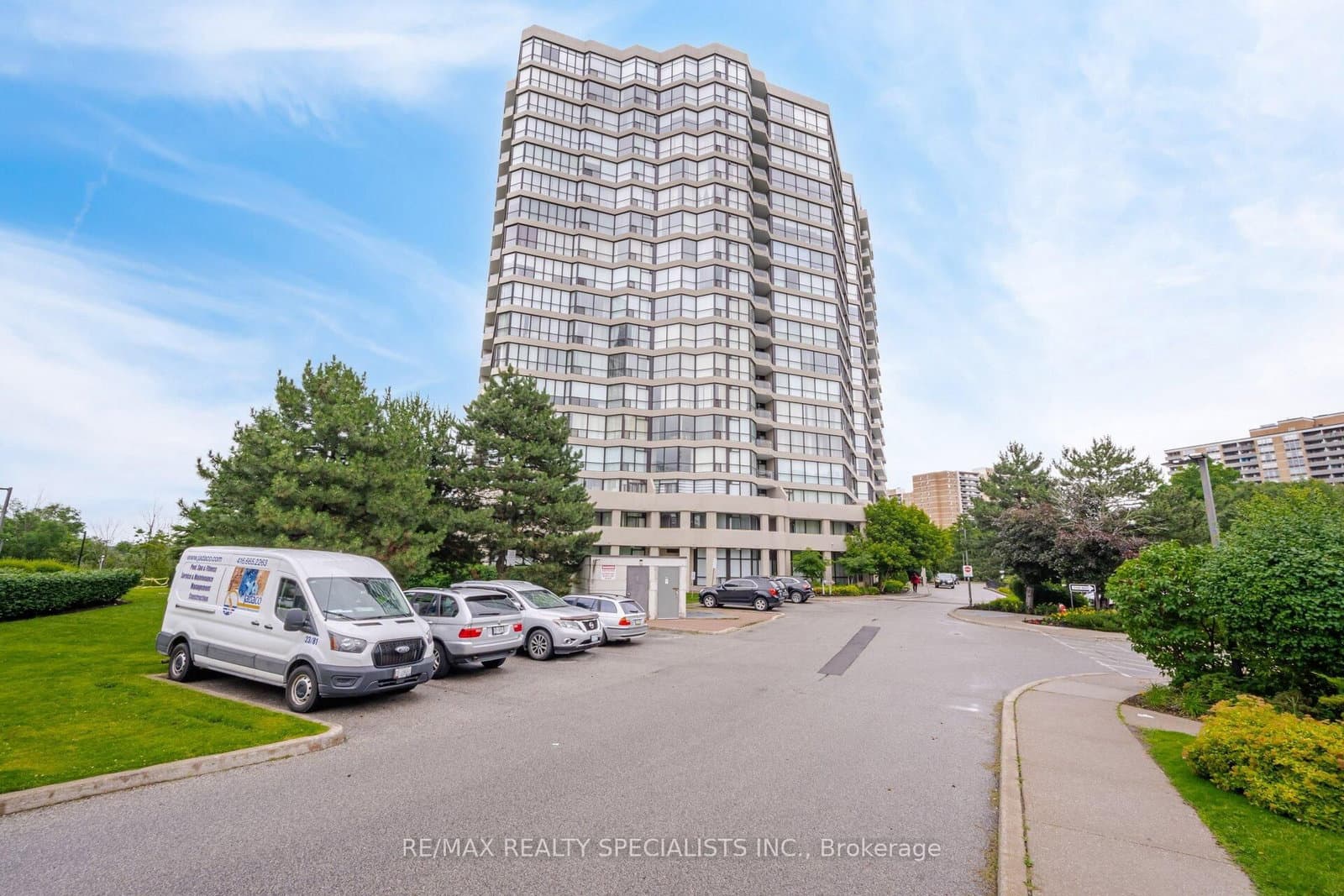 5 Rowntree Road N, Unit 805 thumbnail 2