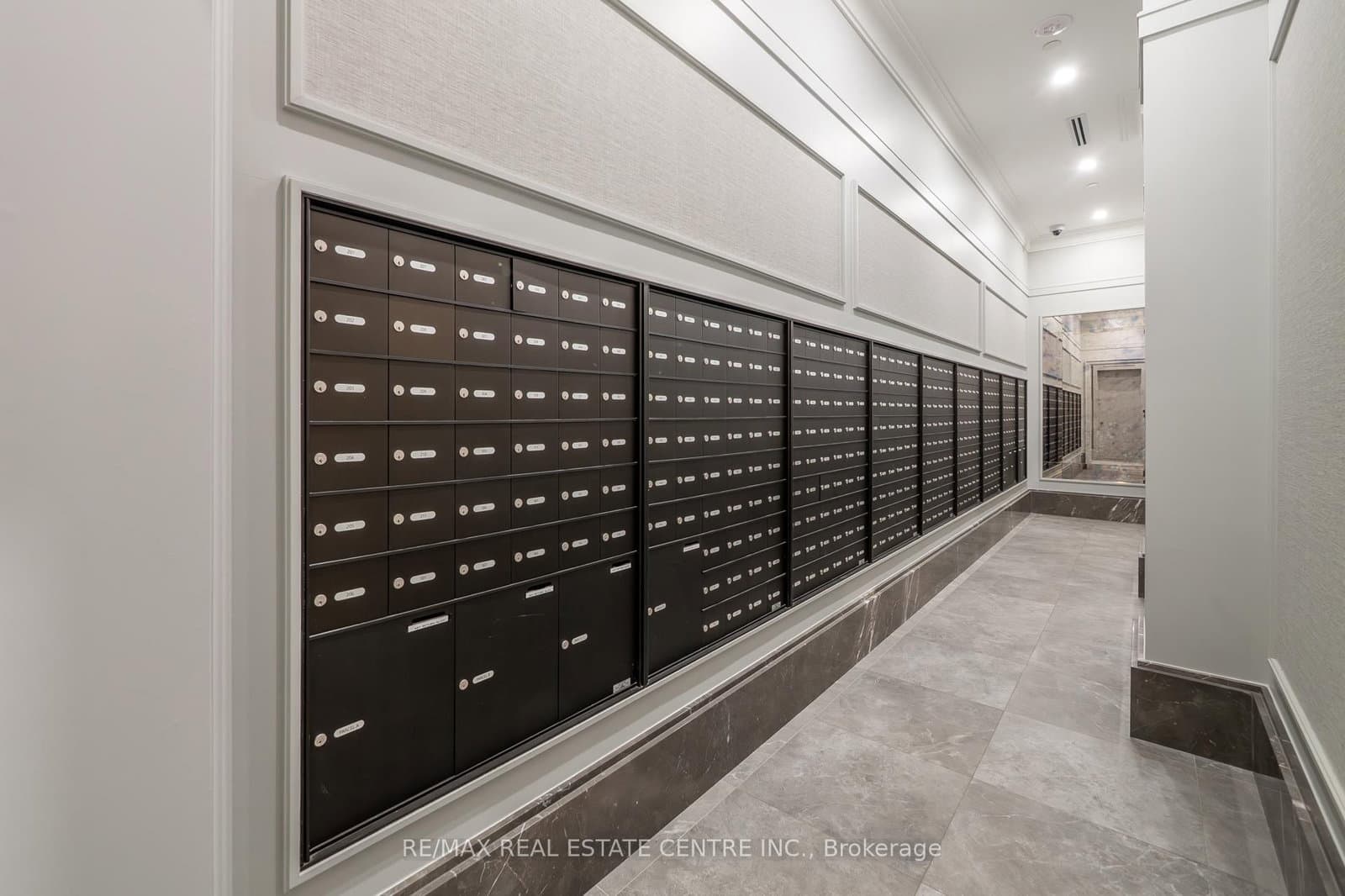 30 Elm Drive, Unit 610 thumbnail 35