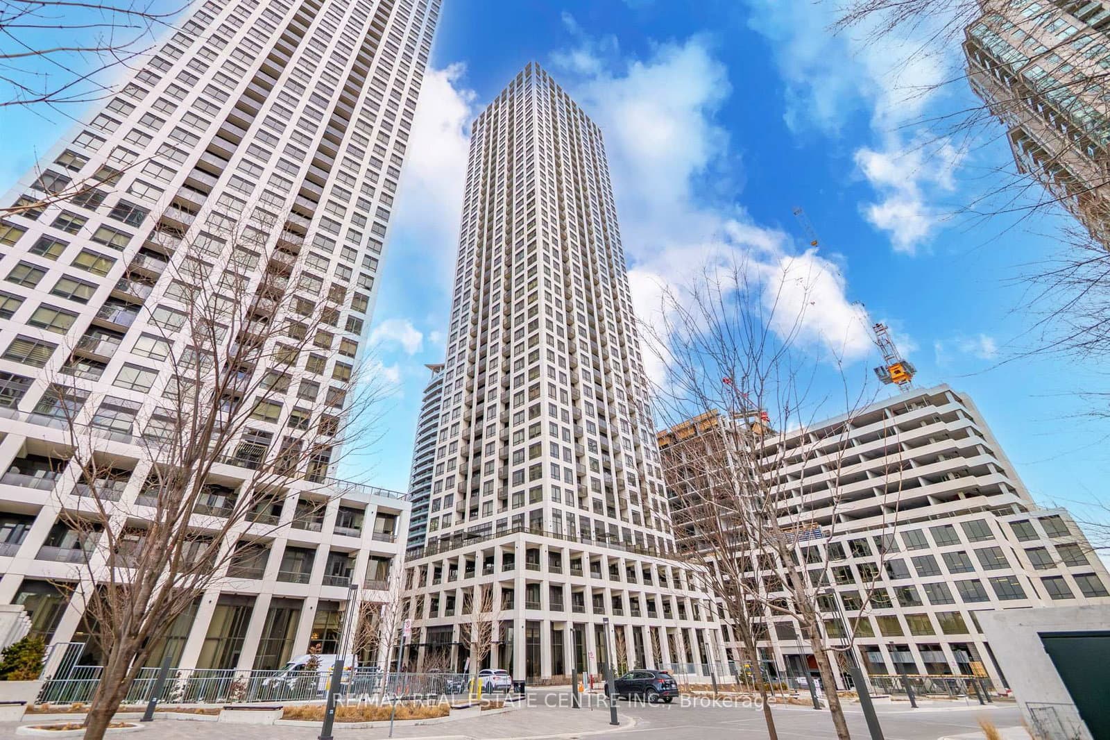30 Elm Drive, Unit 610 thumbnail 37