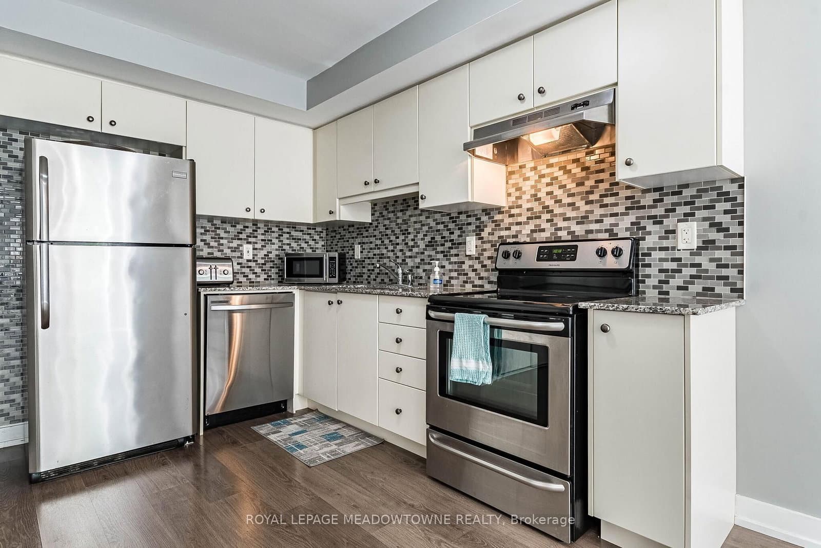 6 Drummond Street, Unit 311 thumbnail 16
