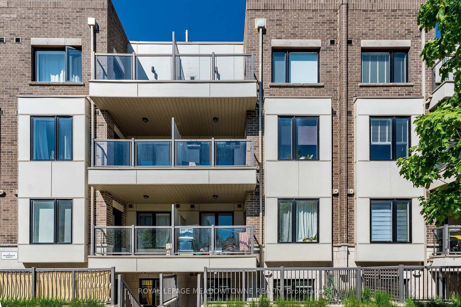 6 Drummond Street, Unit 311 thumbnail 3