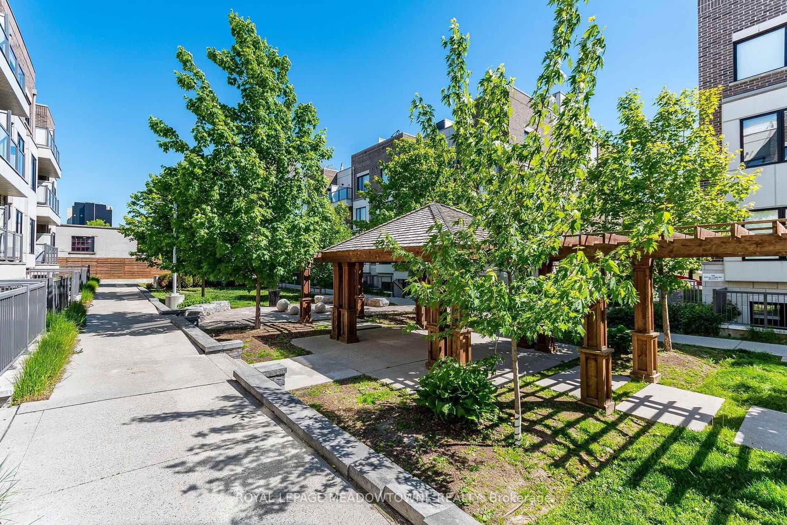 6 Drummond Street, Unit 311 thumbnail 4
