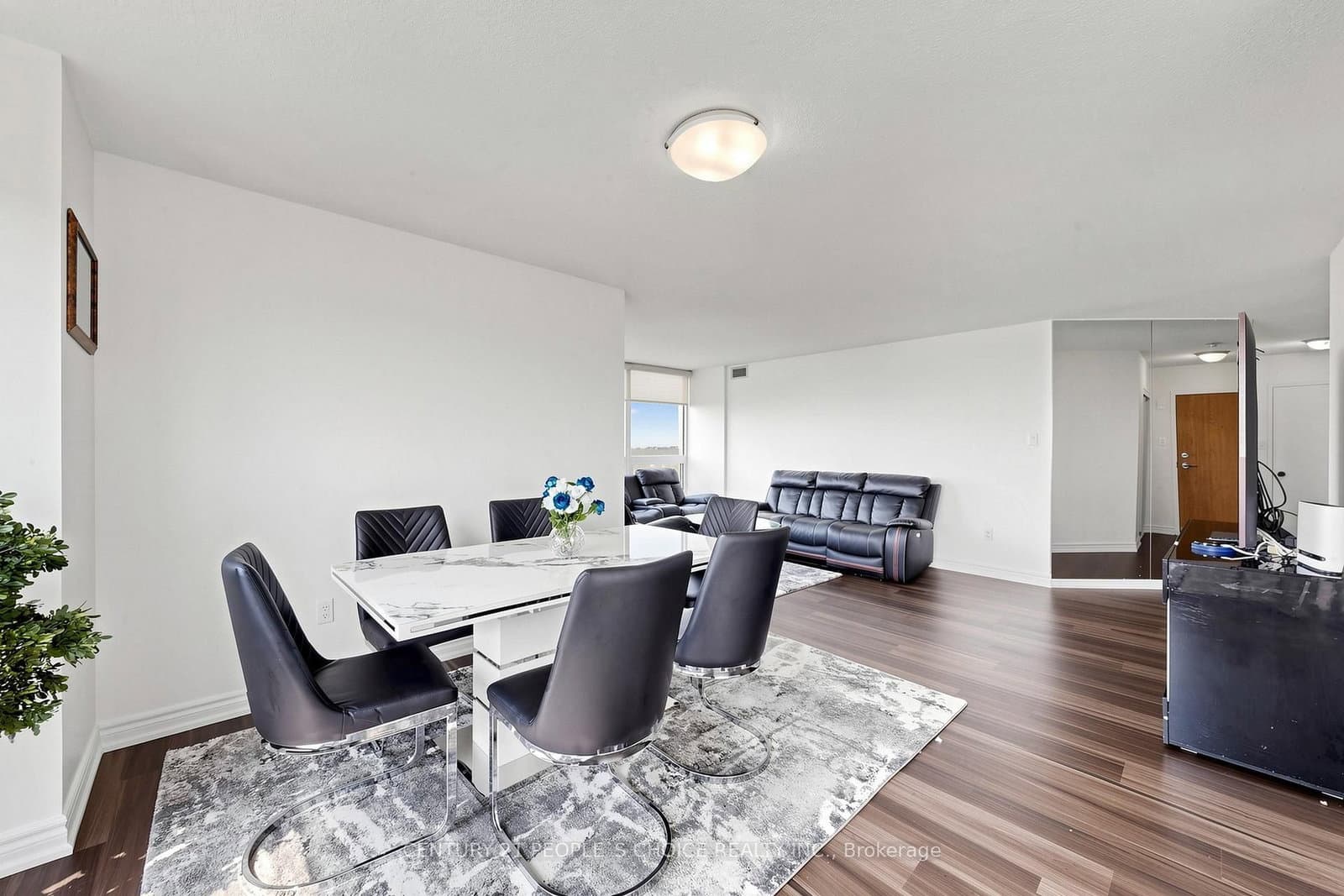 8 Lisa Street, Unit 2207 thumbnail 12