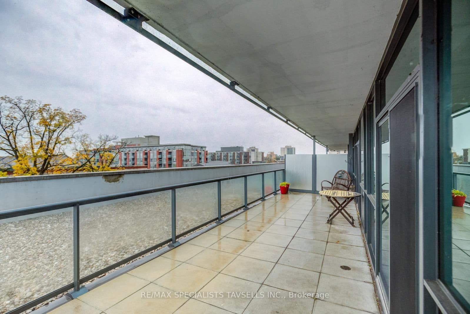 1 Hurontario Street, Unit 304 thumbnail 27