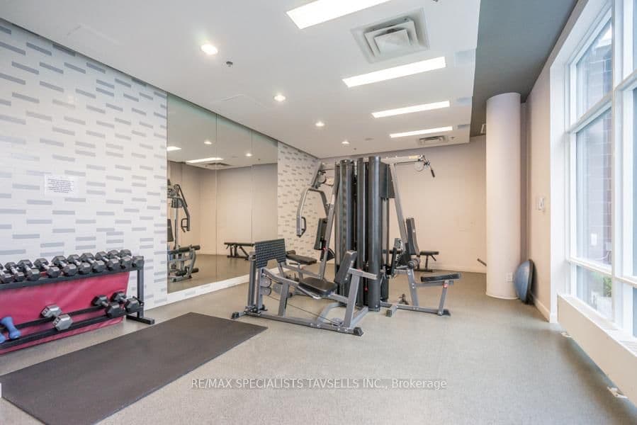 1 Hurontario Street, Unit 304 thumbnail 30