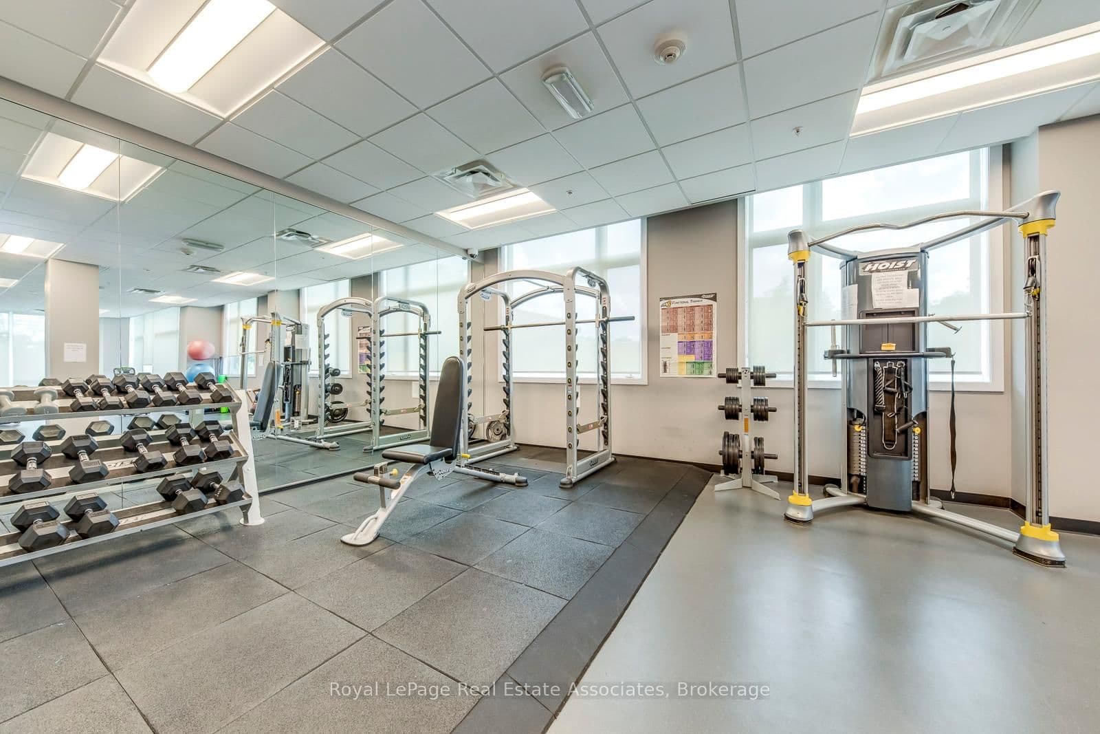 457 Plains Road E, Unit 324 thumbnail 20
