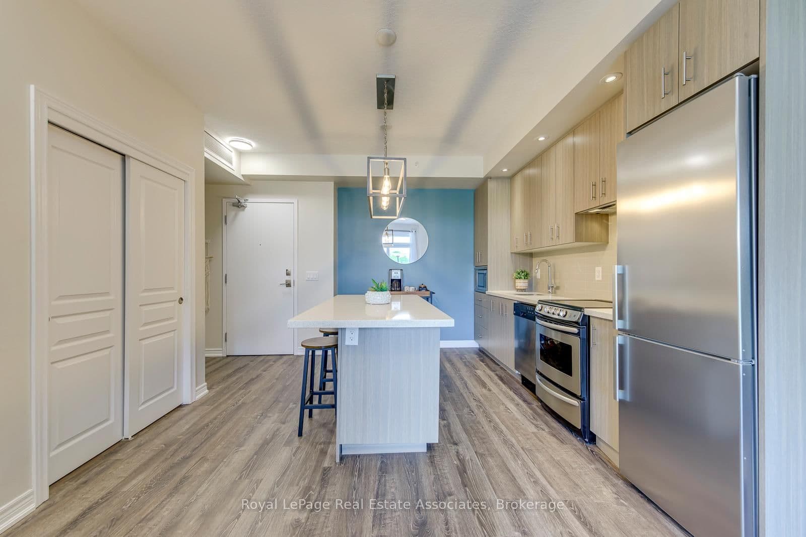457 Plains Road E, Unit 324 thumbnail 7