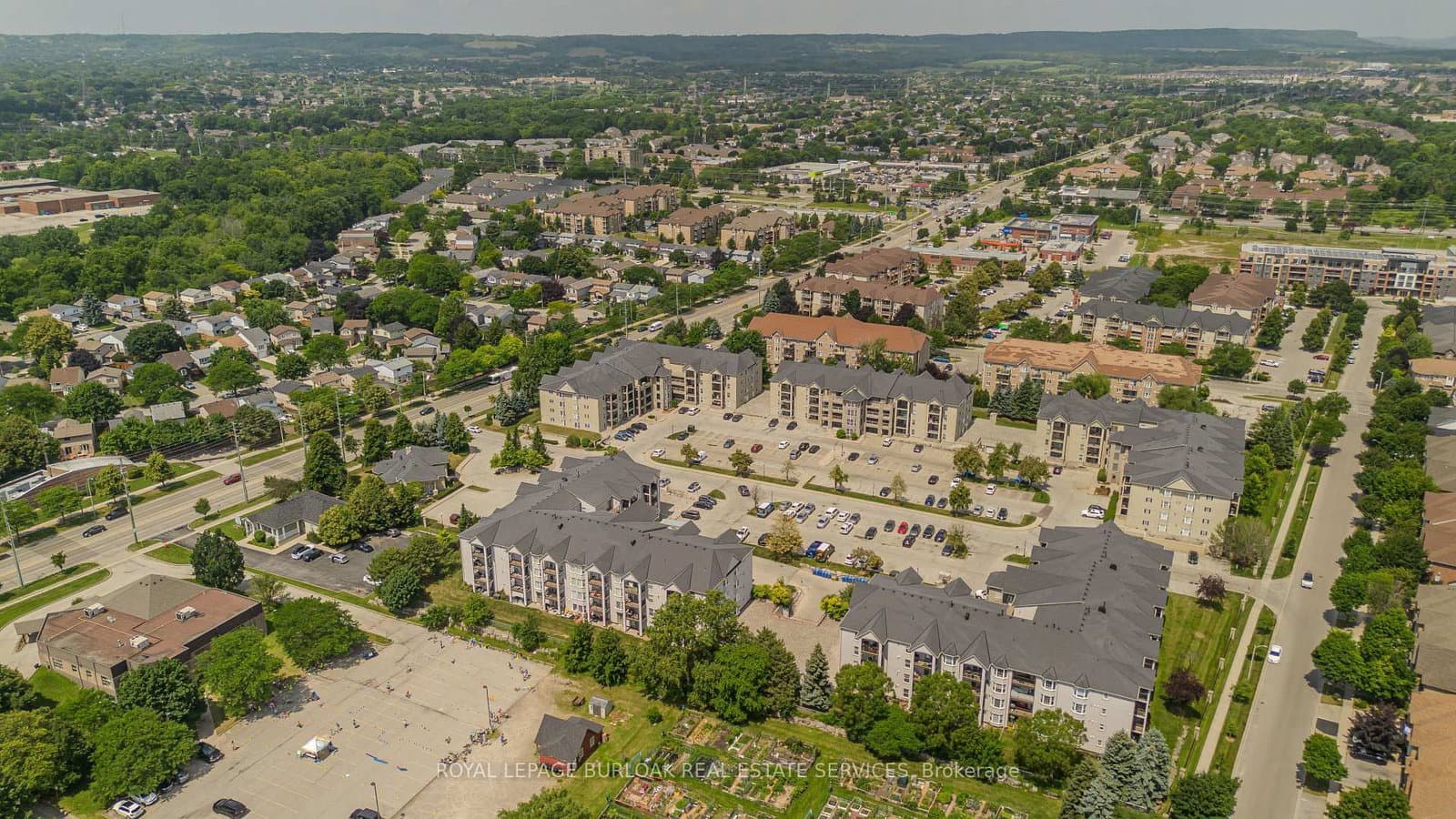1441 Walker's Line, Unit 306 thumbnail 28