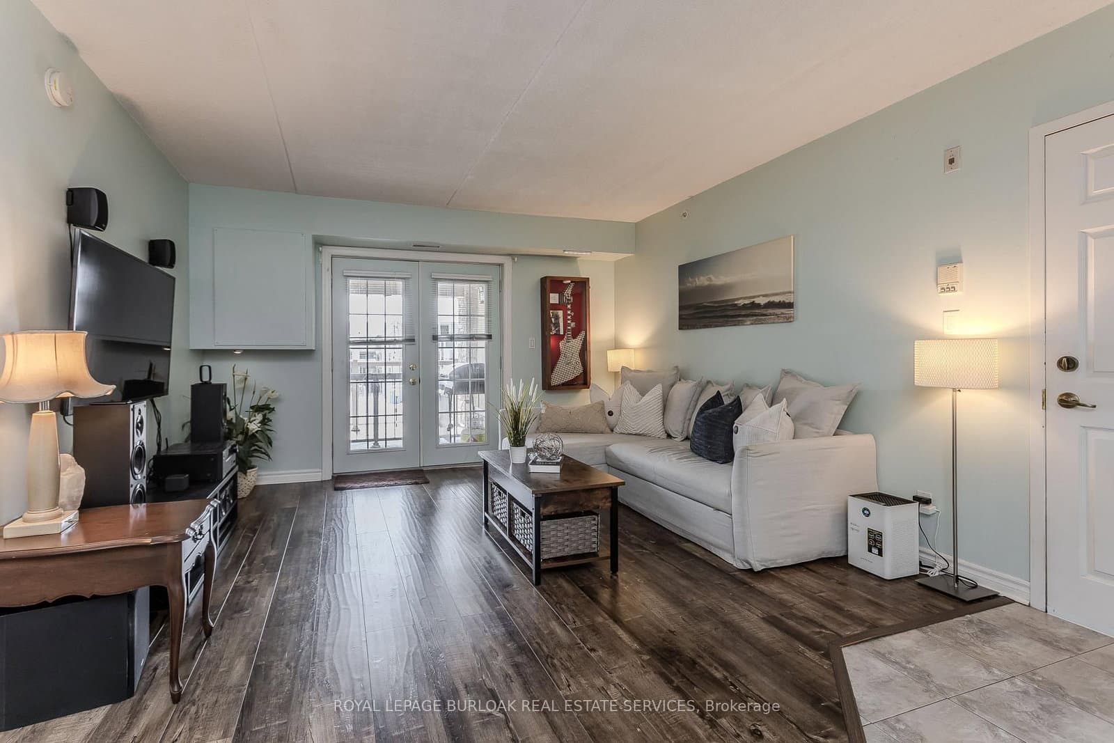 1441 Walker's Line, Unit 306 thumbnail 6