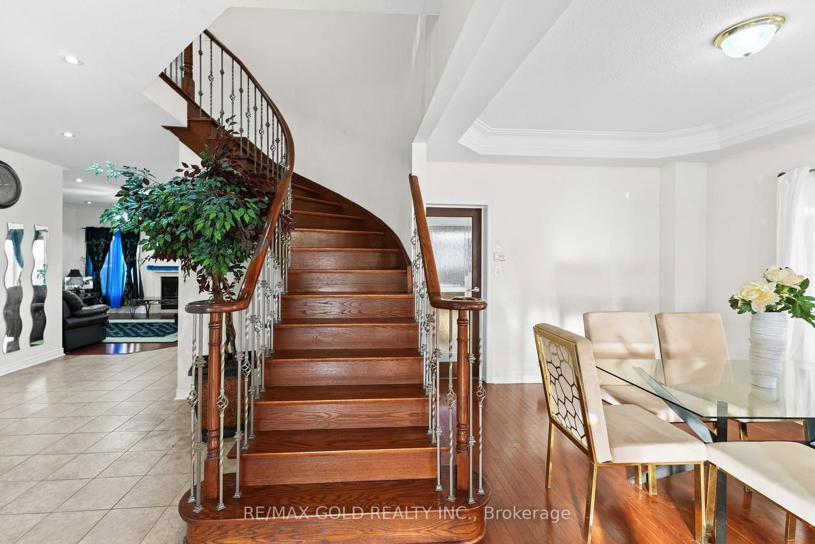 57 Powell Drive thumbnail 11