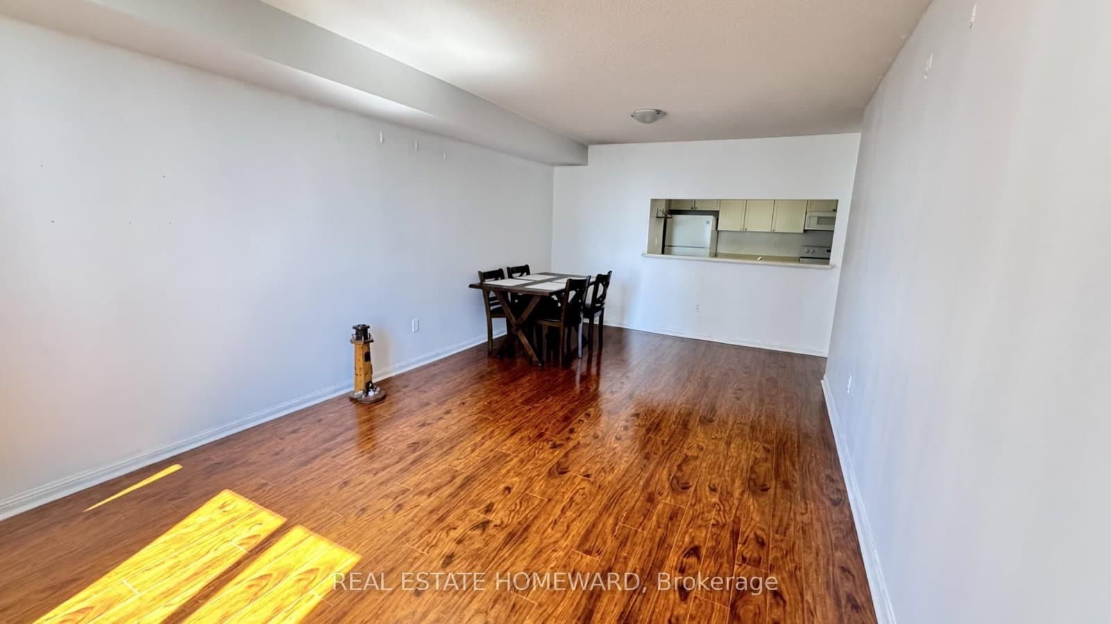 101 Subway Crescent, Unit 2012 thumbnail 16