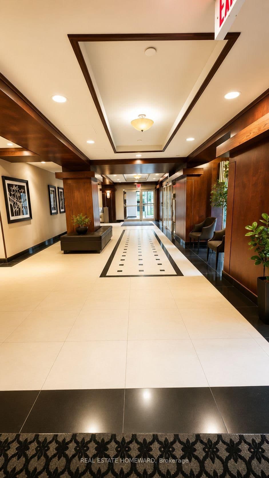 101 Subway Crescent, Unit 2012 thumbnail 2