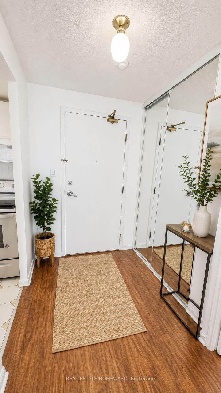 101 Subway Crescent, Unit 2012 thumbnail 6