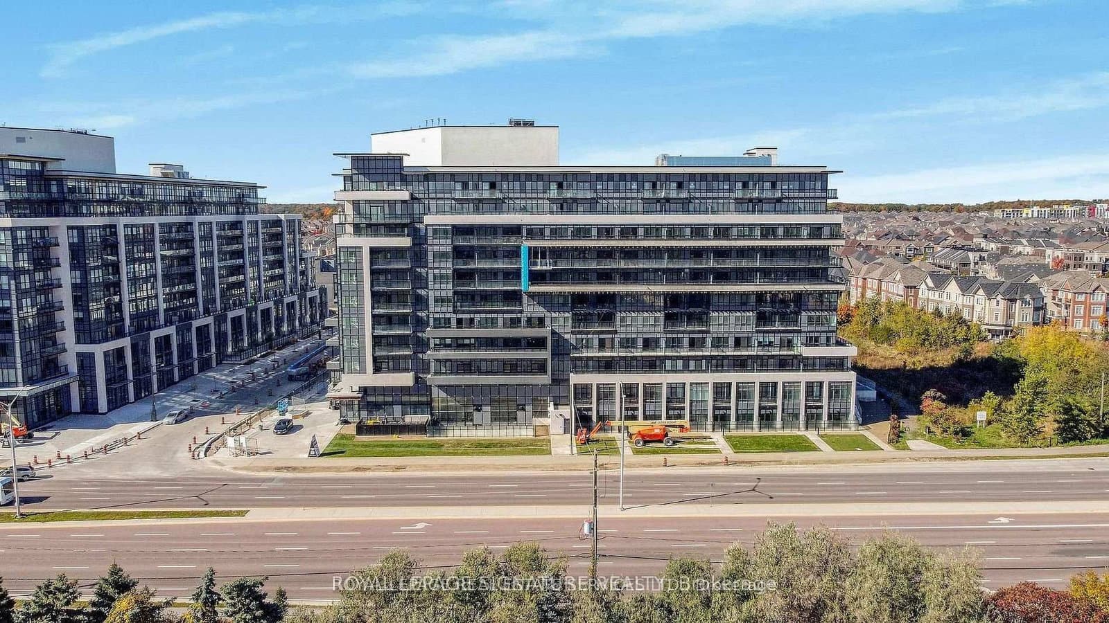 395 Dundas Street, Unit 820 - Image 1