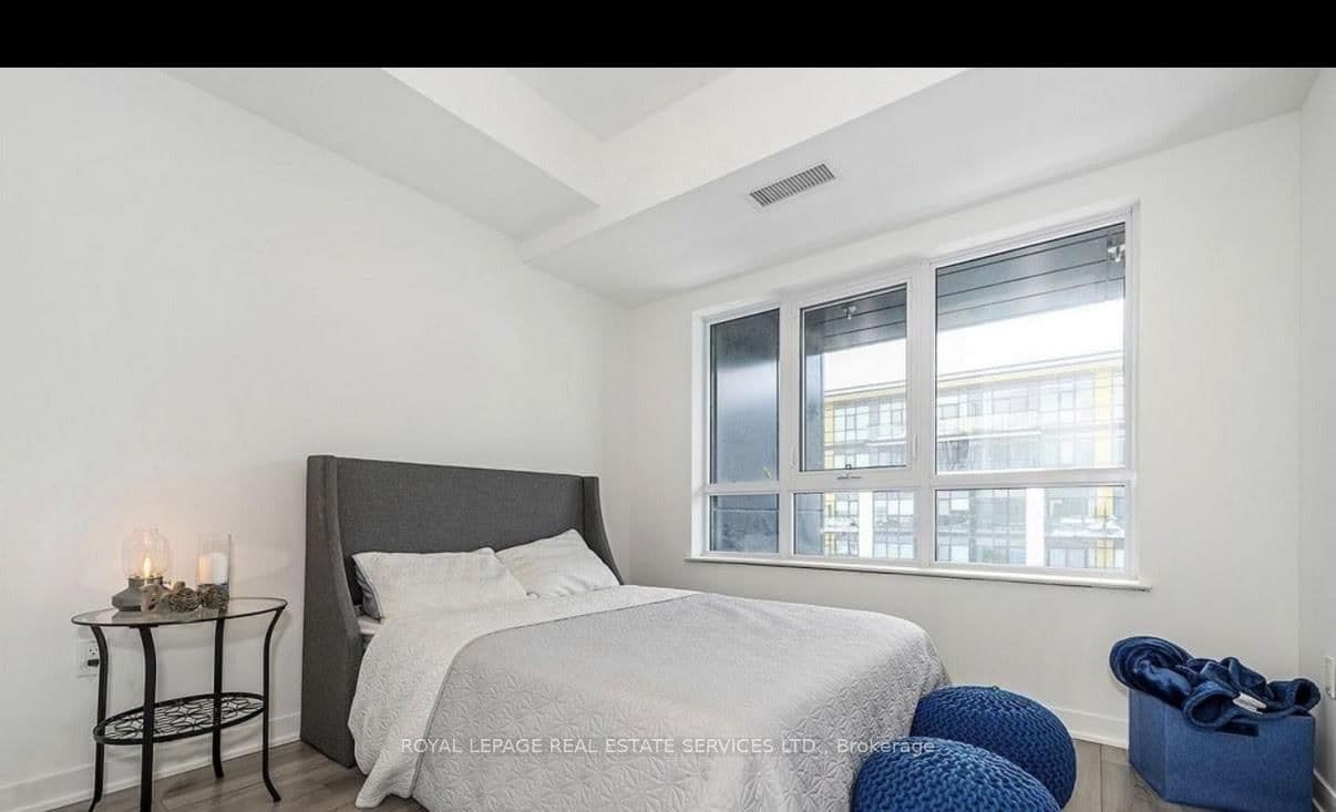 395 Dundas Street, Unit 820 thumbnail 7