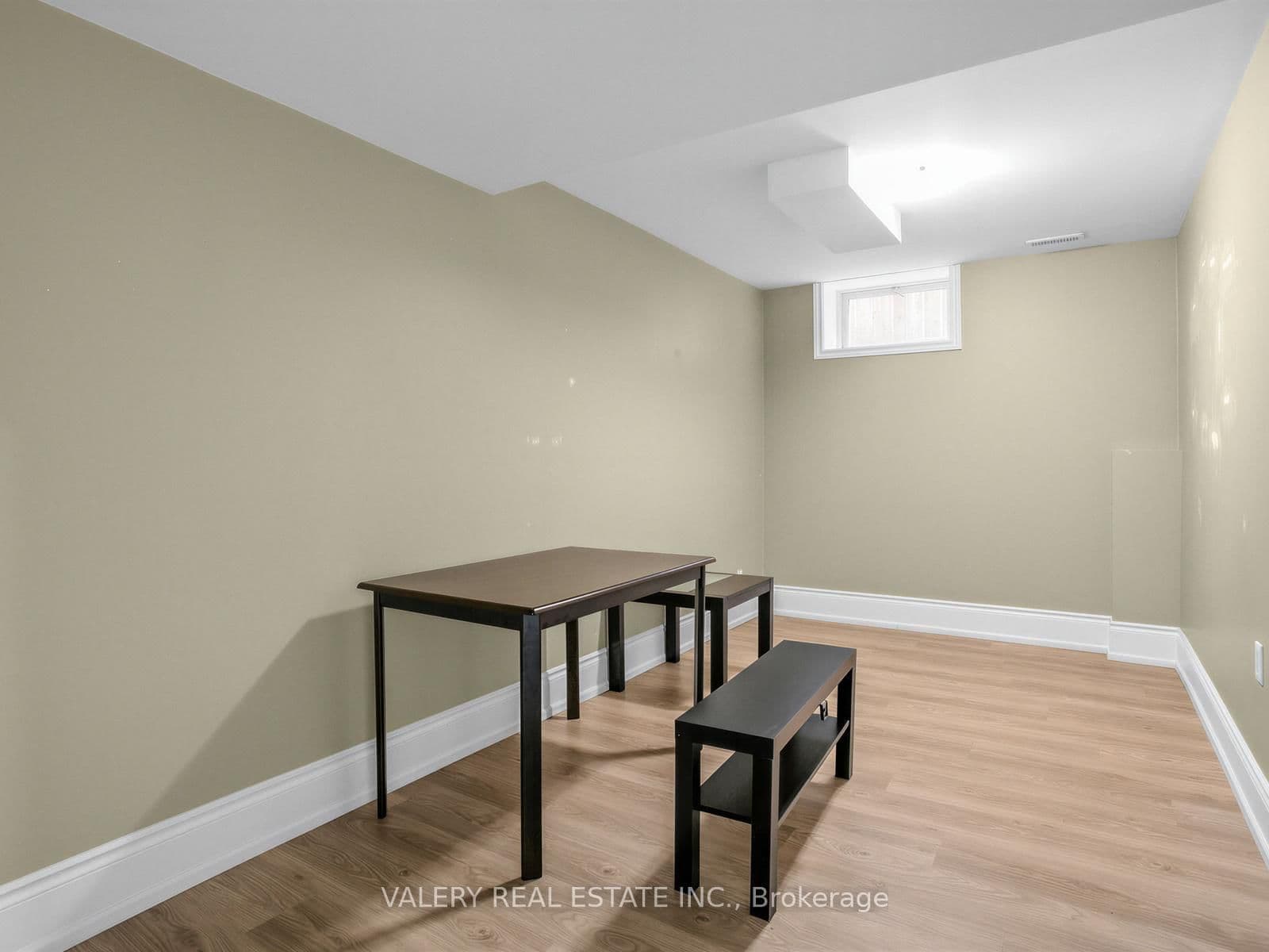 133 Meadowvale Drive, Unit Lower thumbnail 6