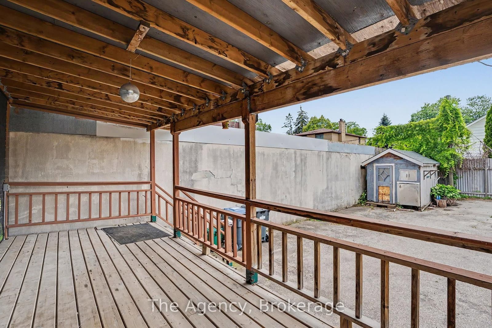 881 Lakeshore Road E thumbnail 29