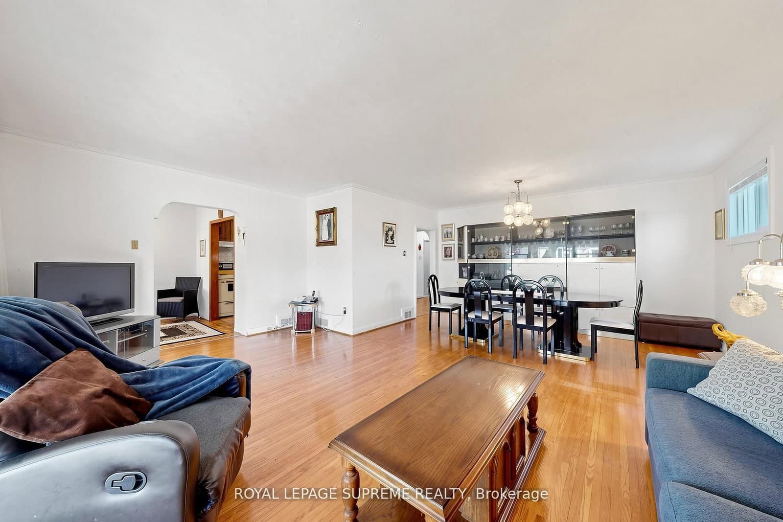 243 Epsom Downs Drive thumbnail 8