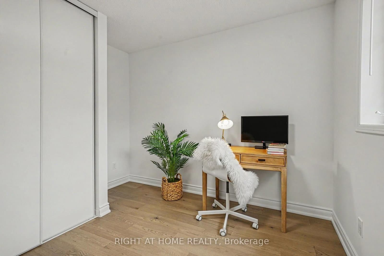 35 Malta Avenue, Unit 34 thumbnail 19