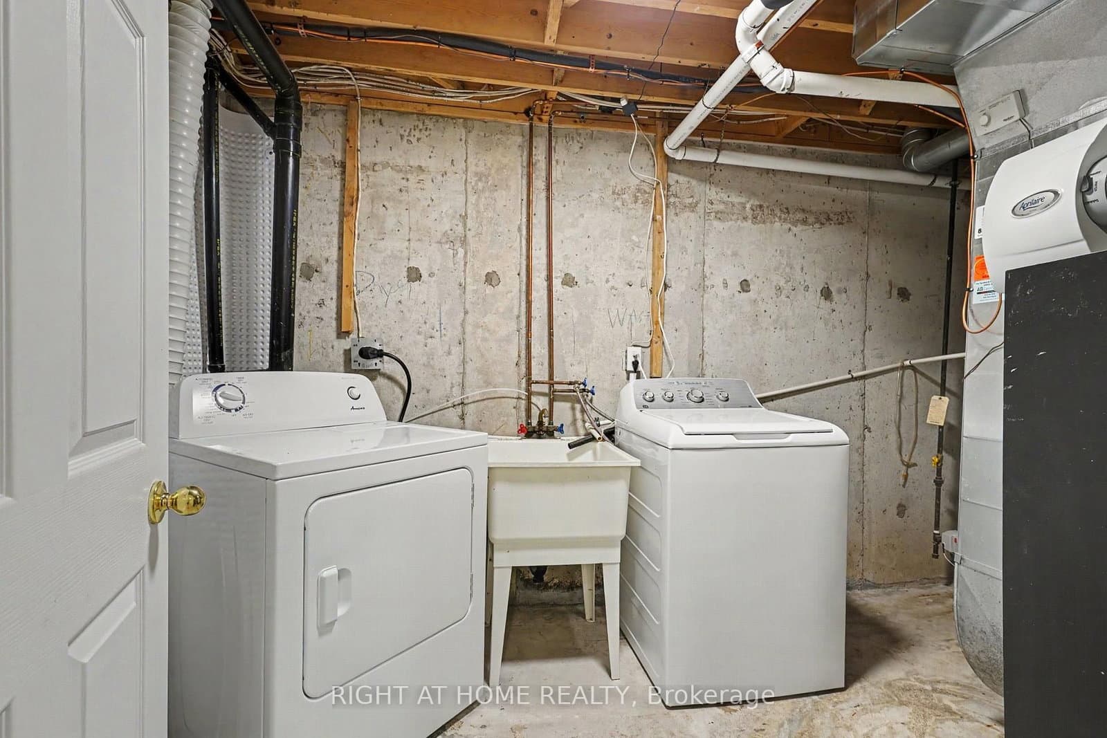 35 Malta Avenue, Unit 34 thumbnail 21