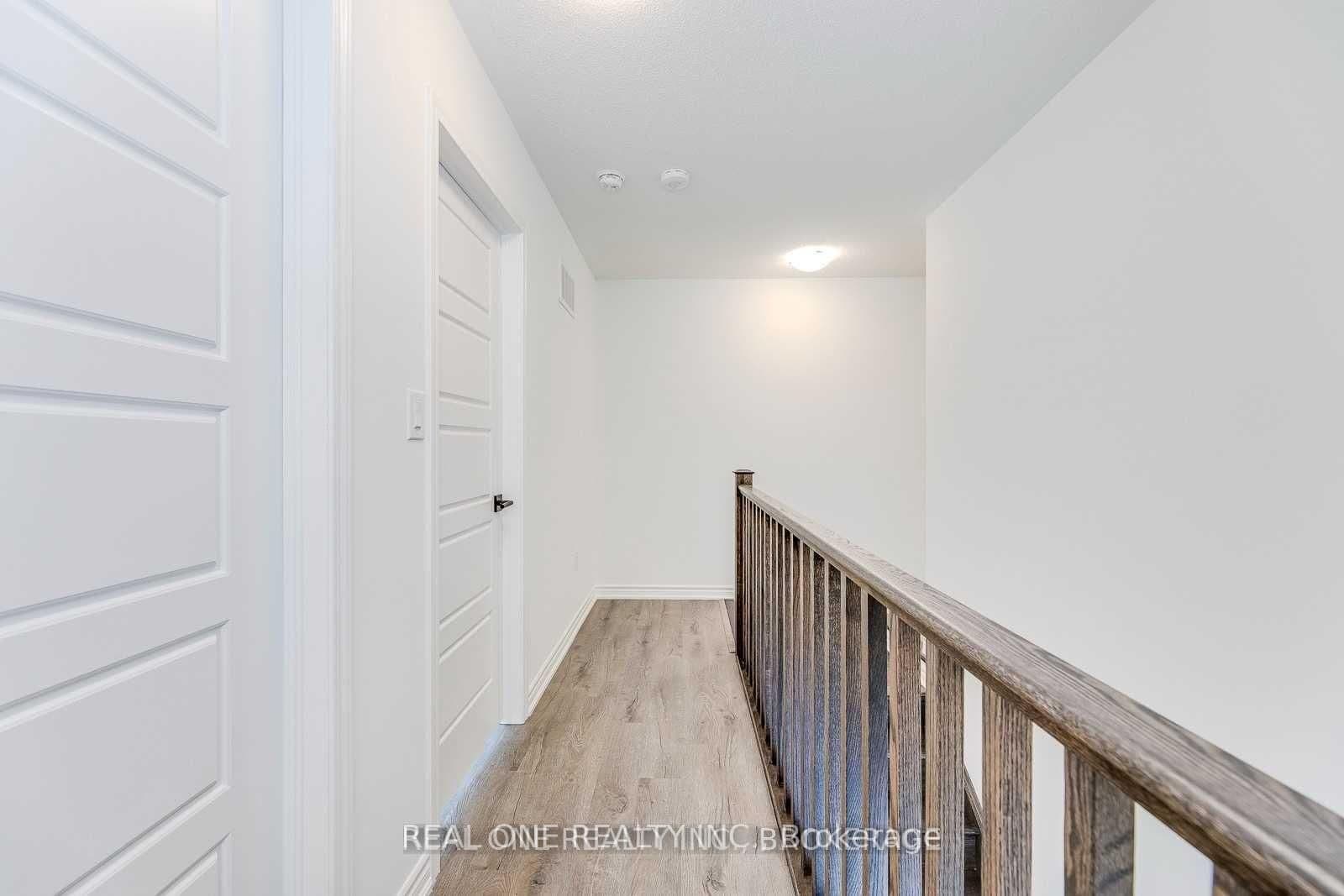 980 Logan Drive, Unit 34 thumbnail 19
