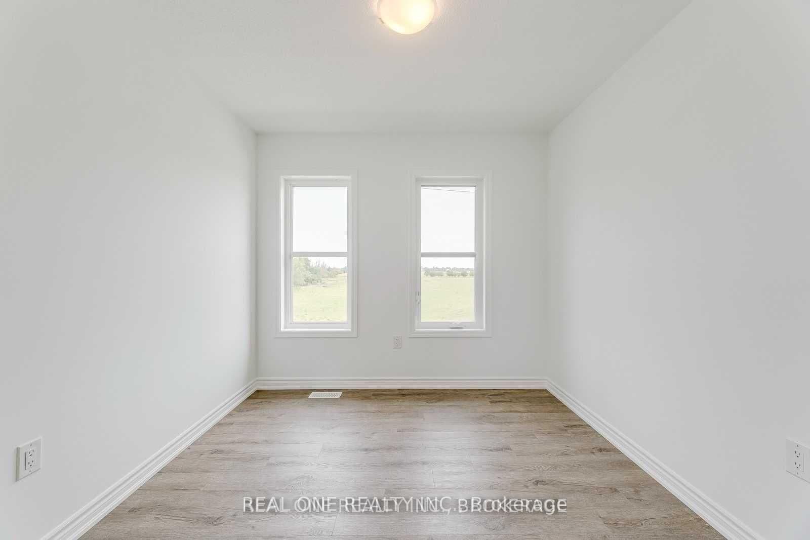980 Logan Drive, Unit 34 thumbnail 23