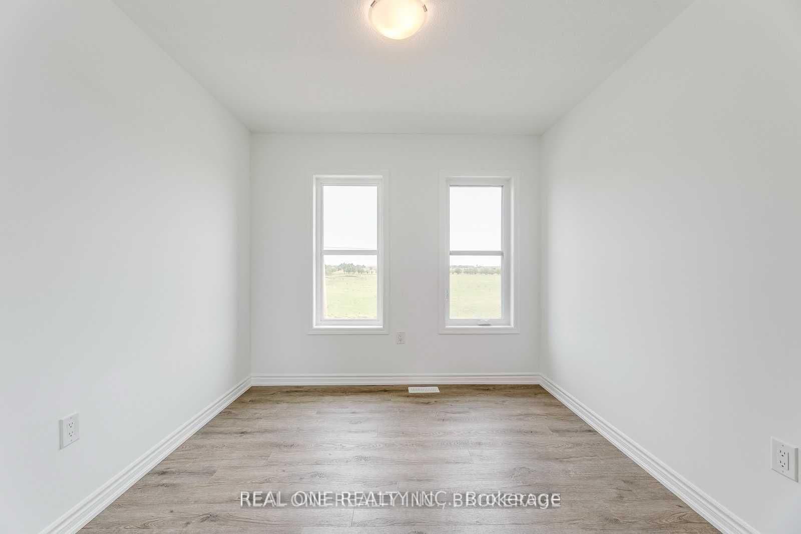 980 Logan Drive, Unit 34 thumbnail 25