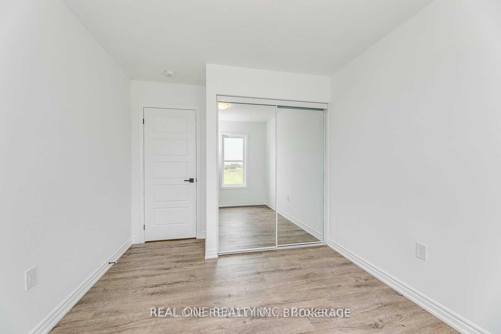 980 Logan Drive, Unit 34 thumbnail 26
