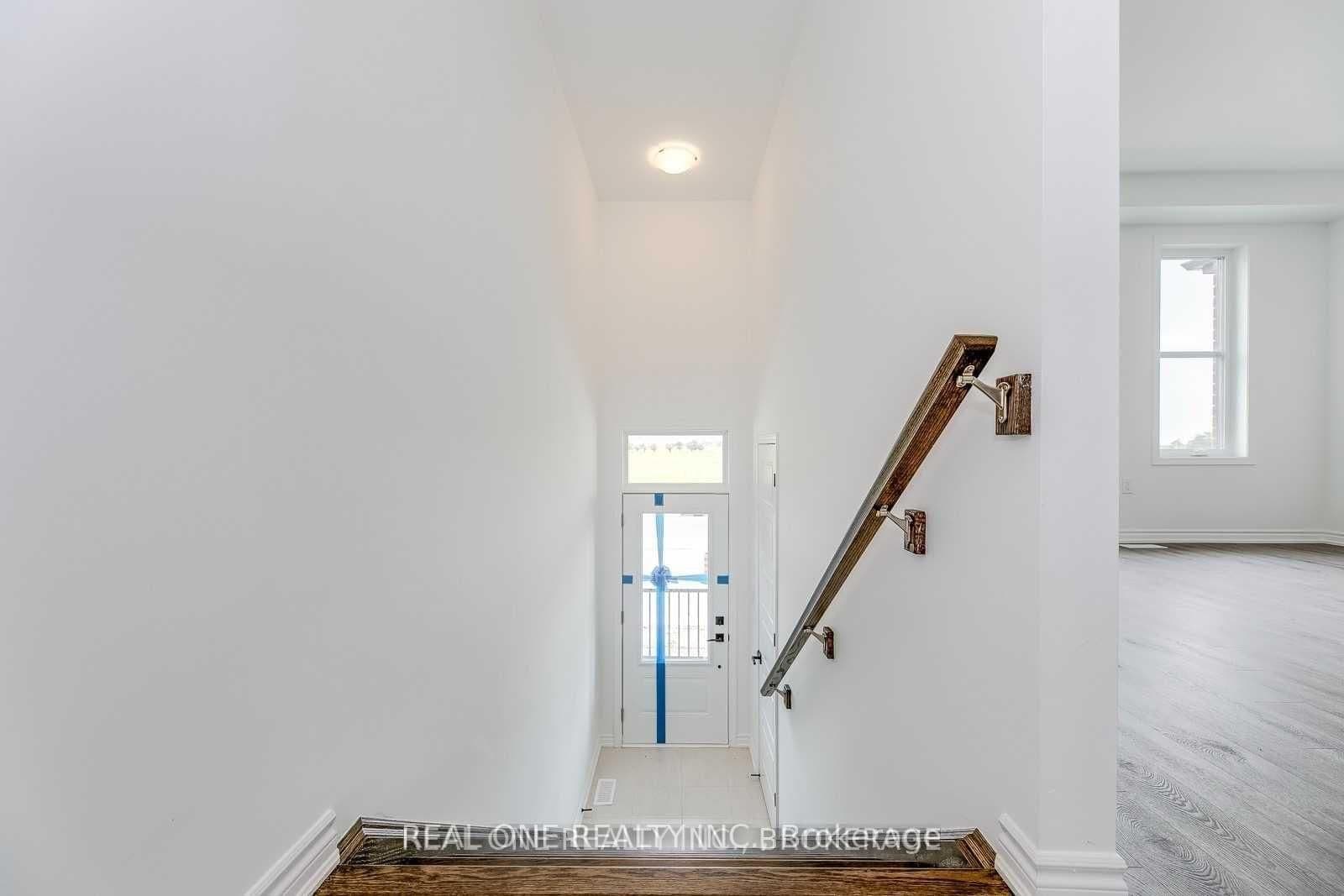 980 Logan Drive, Unit 34 thumbnail 4