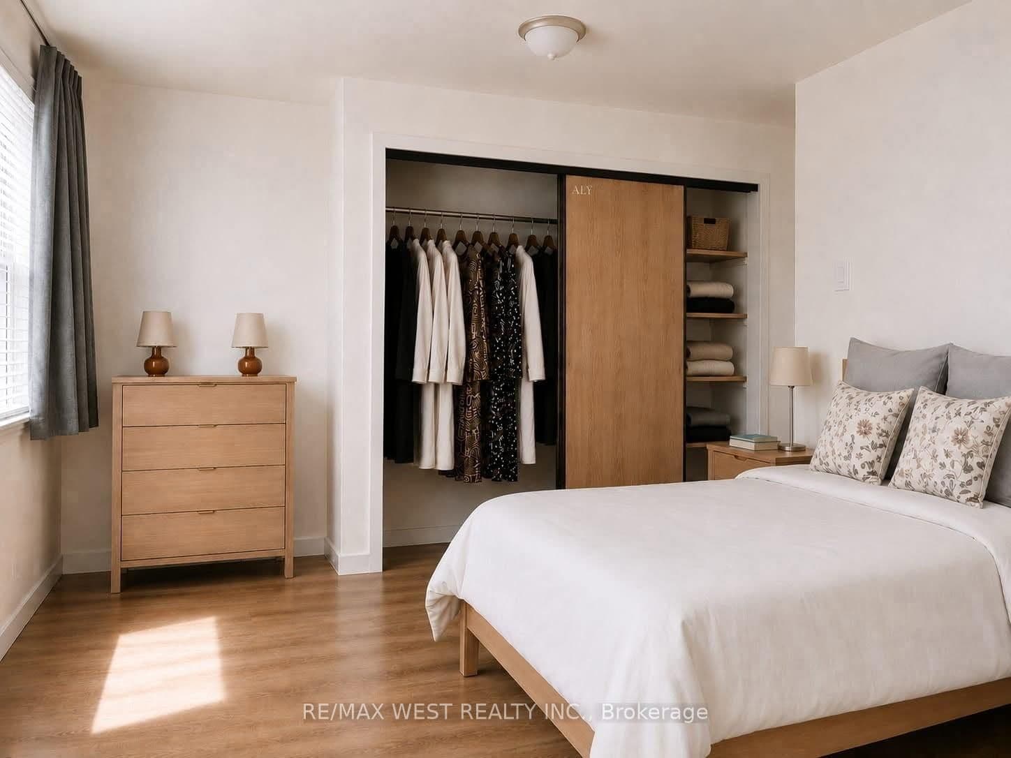 321 Caledonia Road, Unit upper thumbnail 8