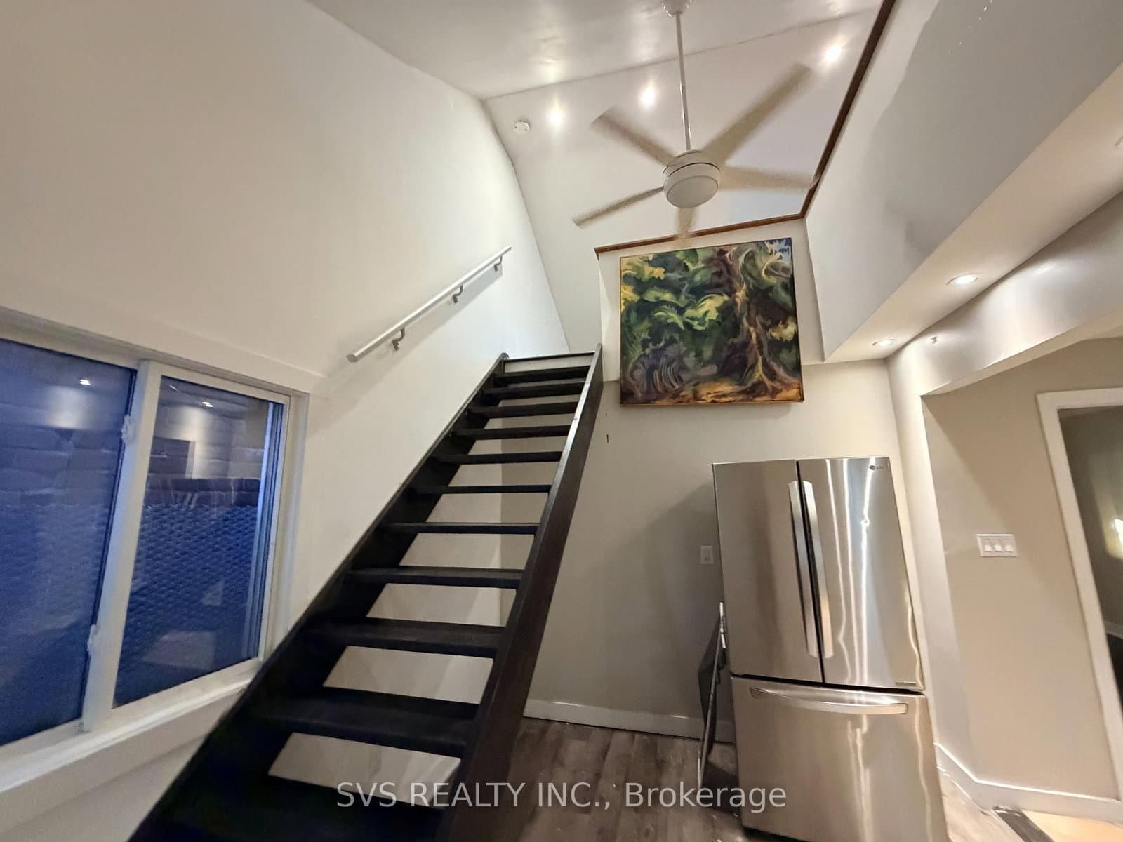 45 Craydon Avenue, Unit MAIN thumbnail 2