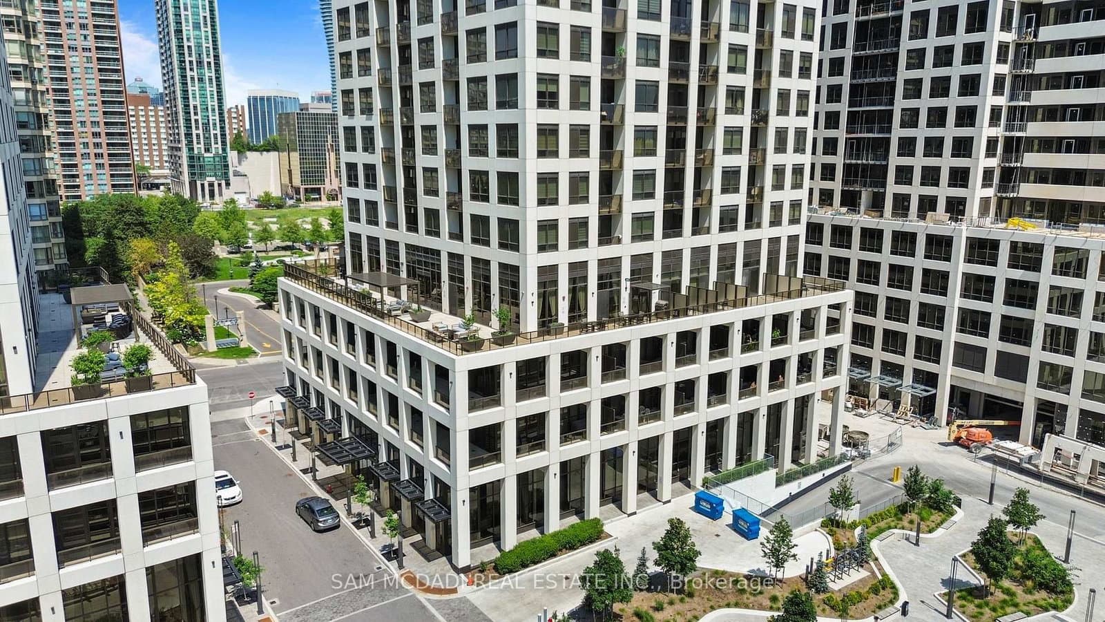 #1102 - 30 Elm Drive