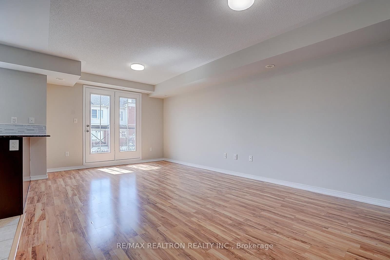 2492 Post Road, Unit 16 thumbnail 15