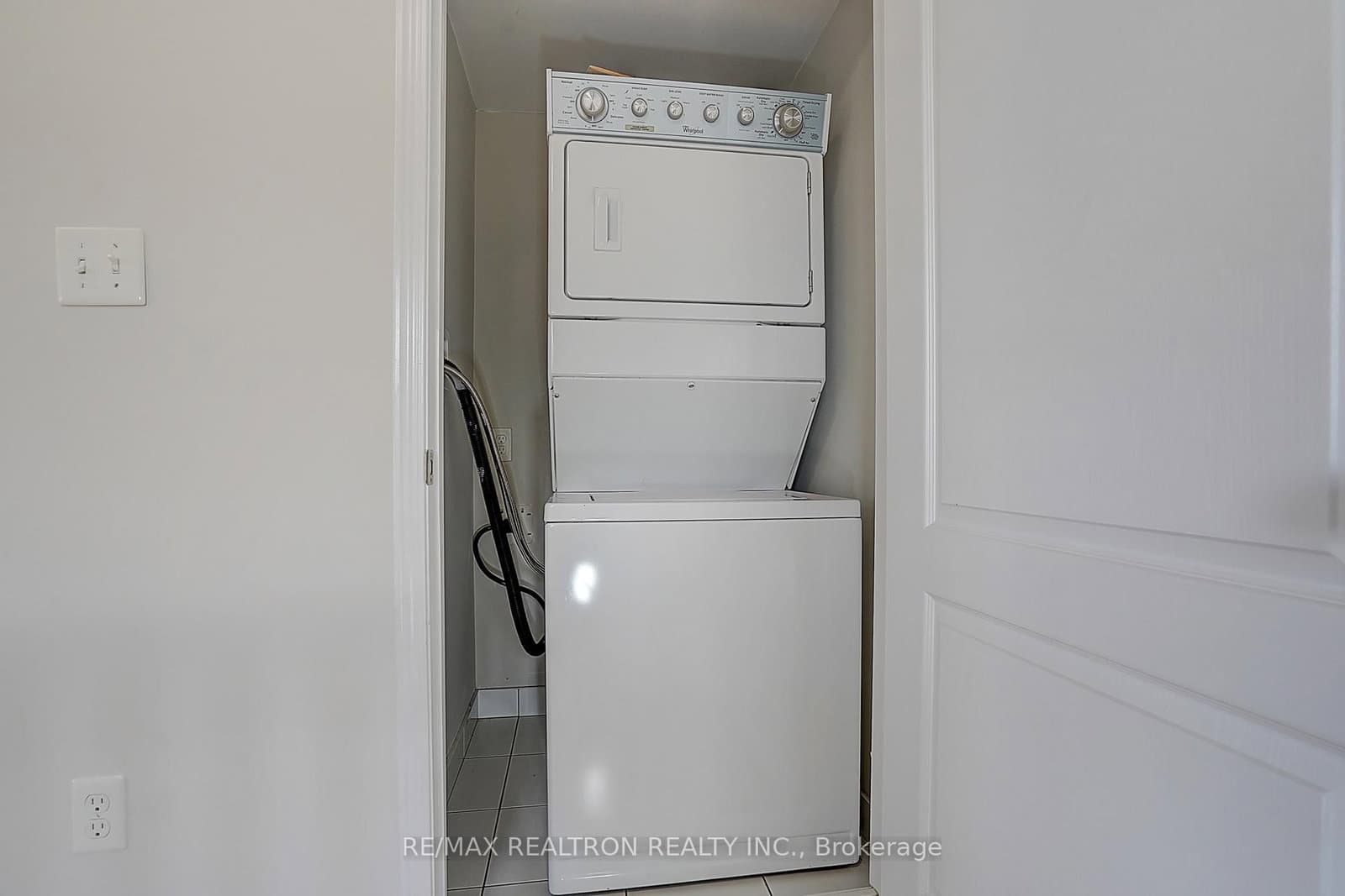 2492 Post Road, Unit 16 thumbnail 37