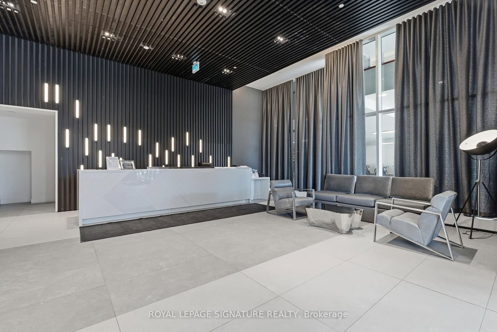 2489 Taunton Road, Unit 713 thumbnail 10