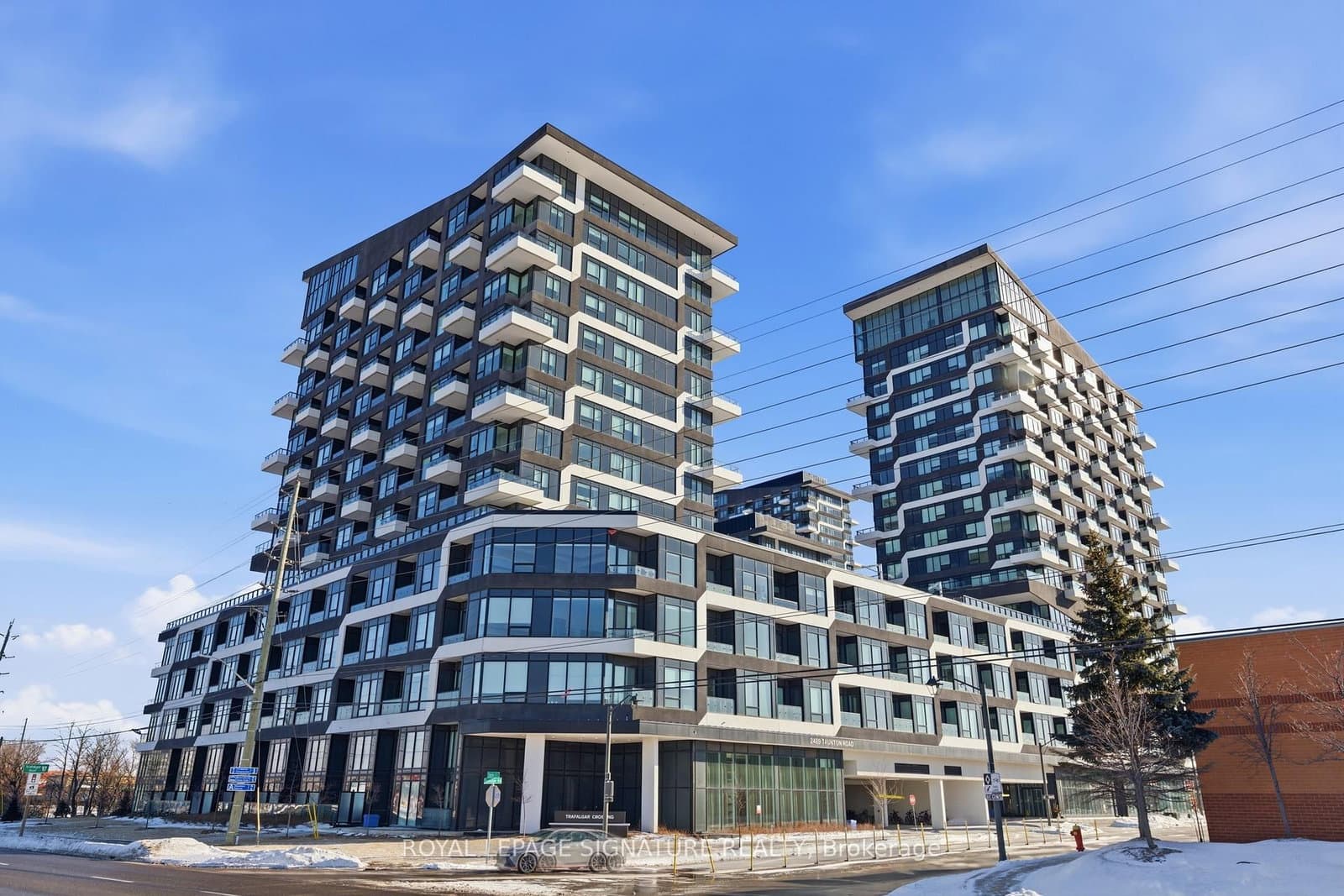 2489 Taunton Road, Unit 713 thumbnail 2