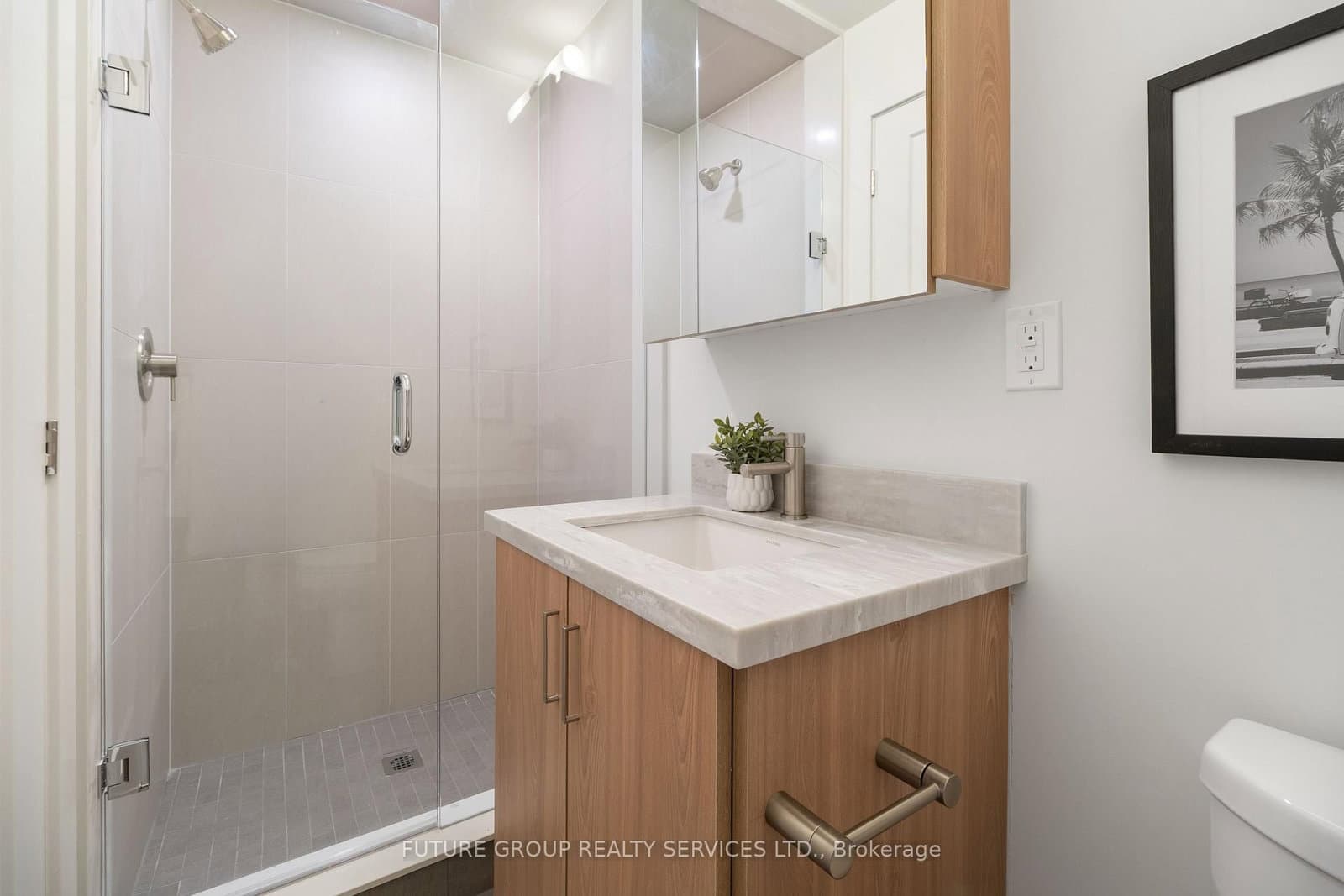 34 Poplar Avenue, Unit Unit 2 thumbnail 16