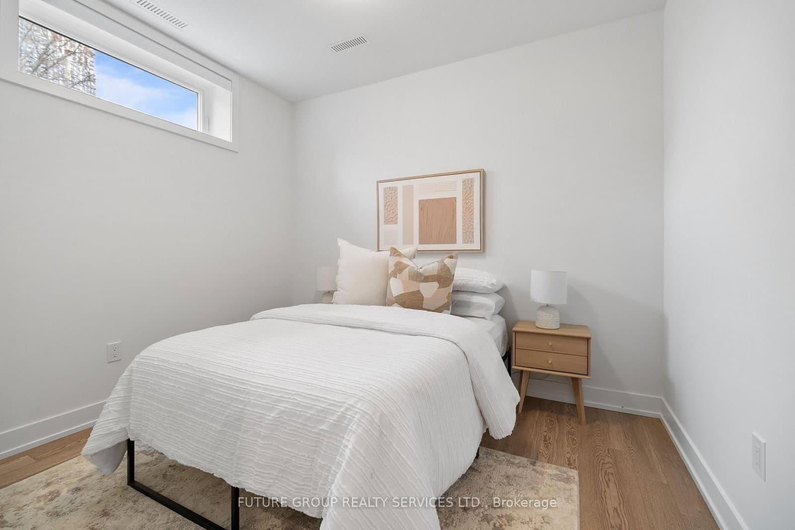 34 Poplar Avenue, Unit Unit 2 thumbnail 17