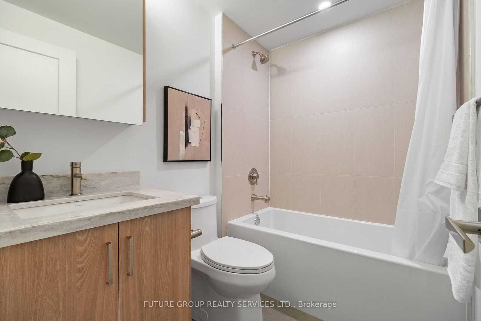 34 Poplar Avenue, Unit Unit 2 thumbnail 22