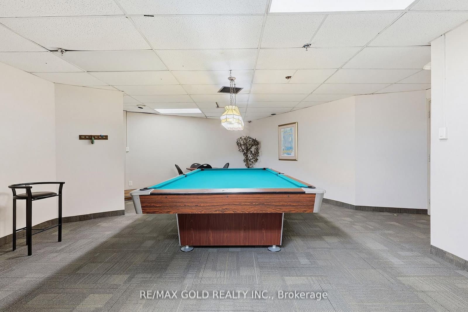 335 Mill Road, Unit 401 thumbnail 33
