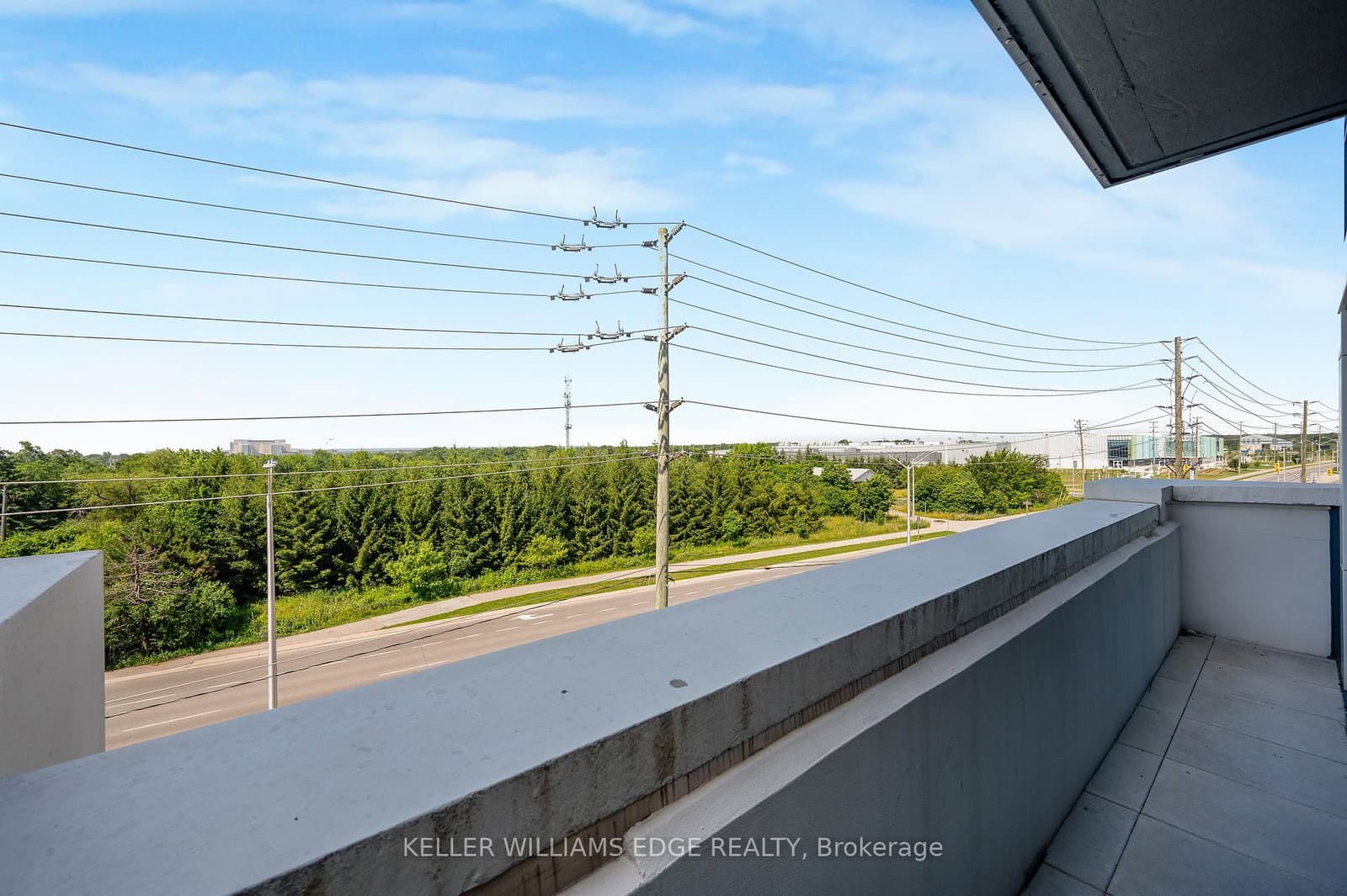 509 Dundas Street W, Unit 305 thumbnail 29
