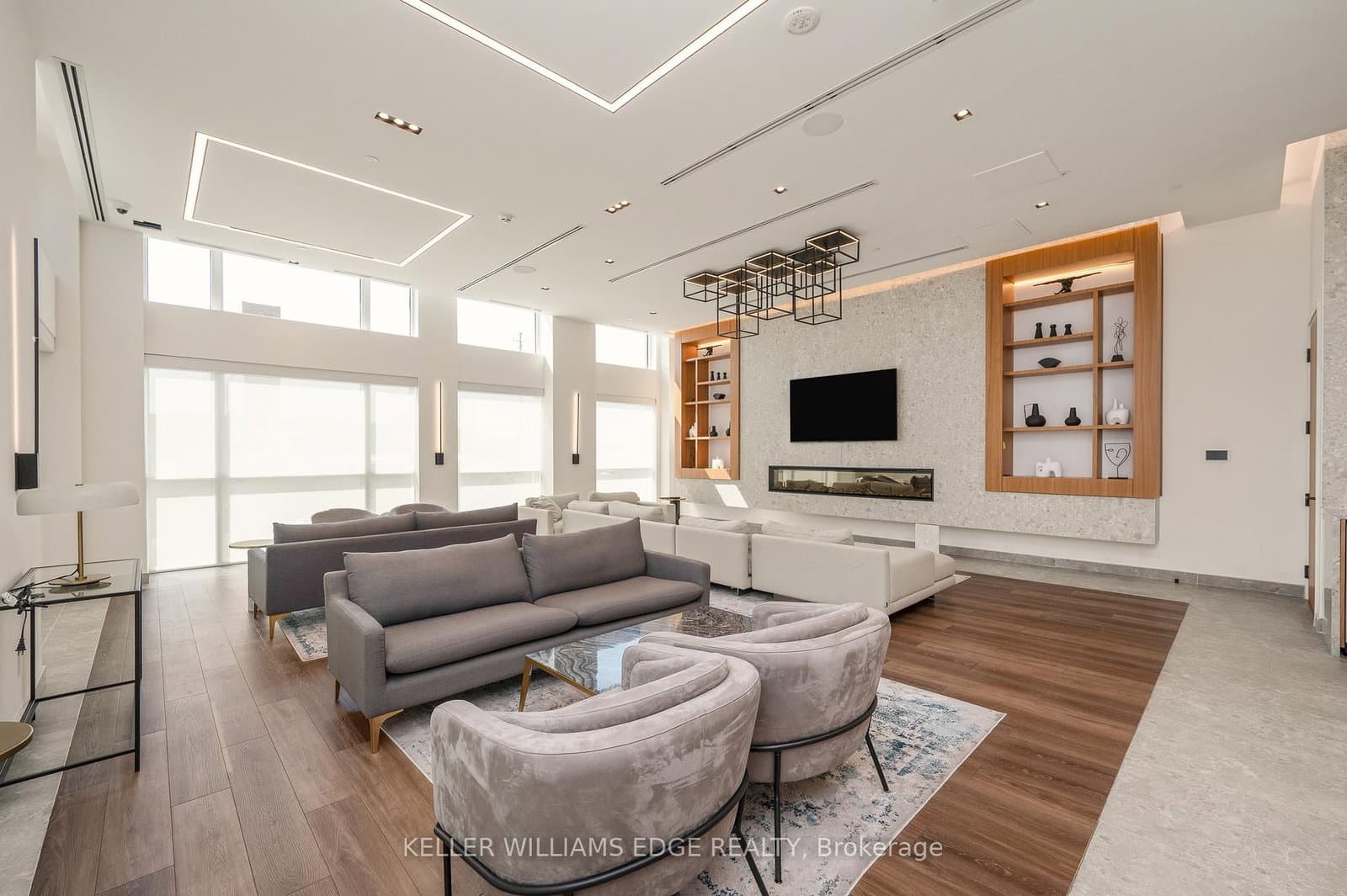 509 Dundas Street W, Unit 305 thumbnail 34