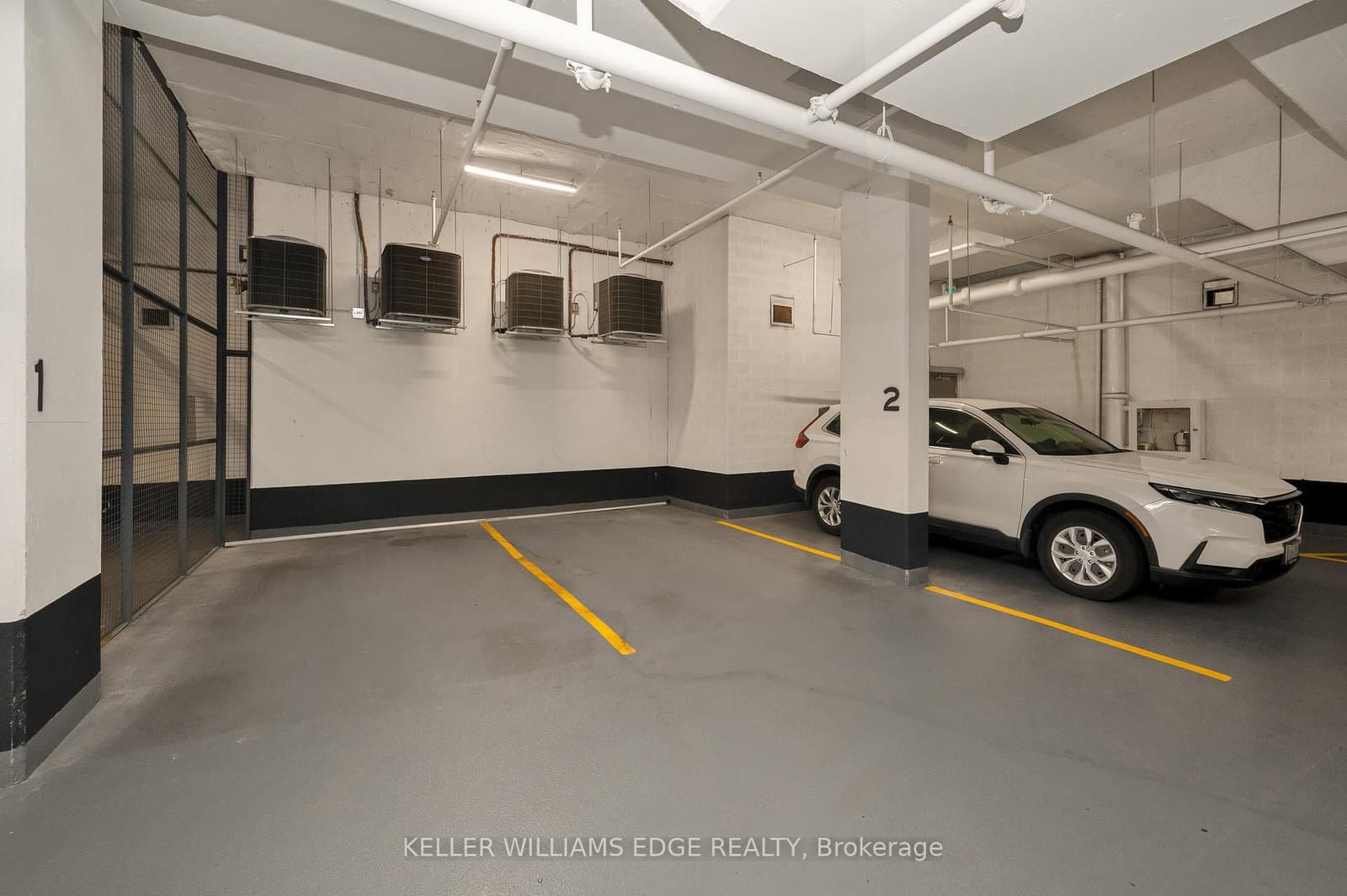 509 Dundas Street W, Unit 305 thumbnail 42