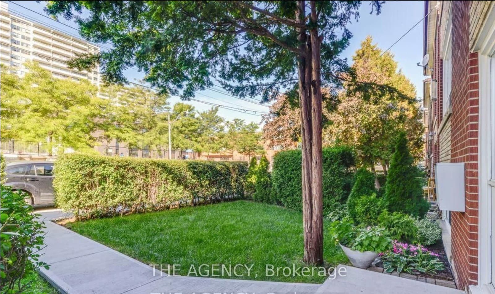 75 Keele Street, Unit 1 thumbnail 2