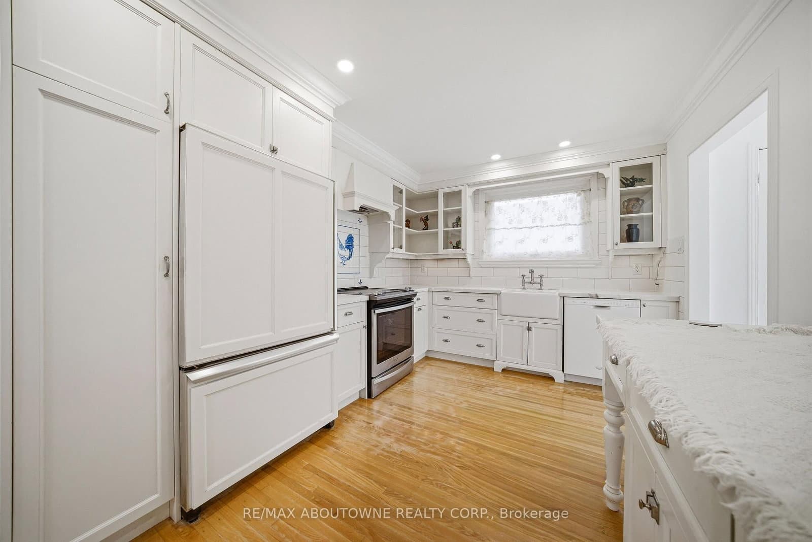 481 Anthony Drive thumbnail 9