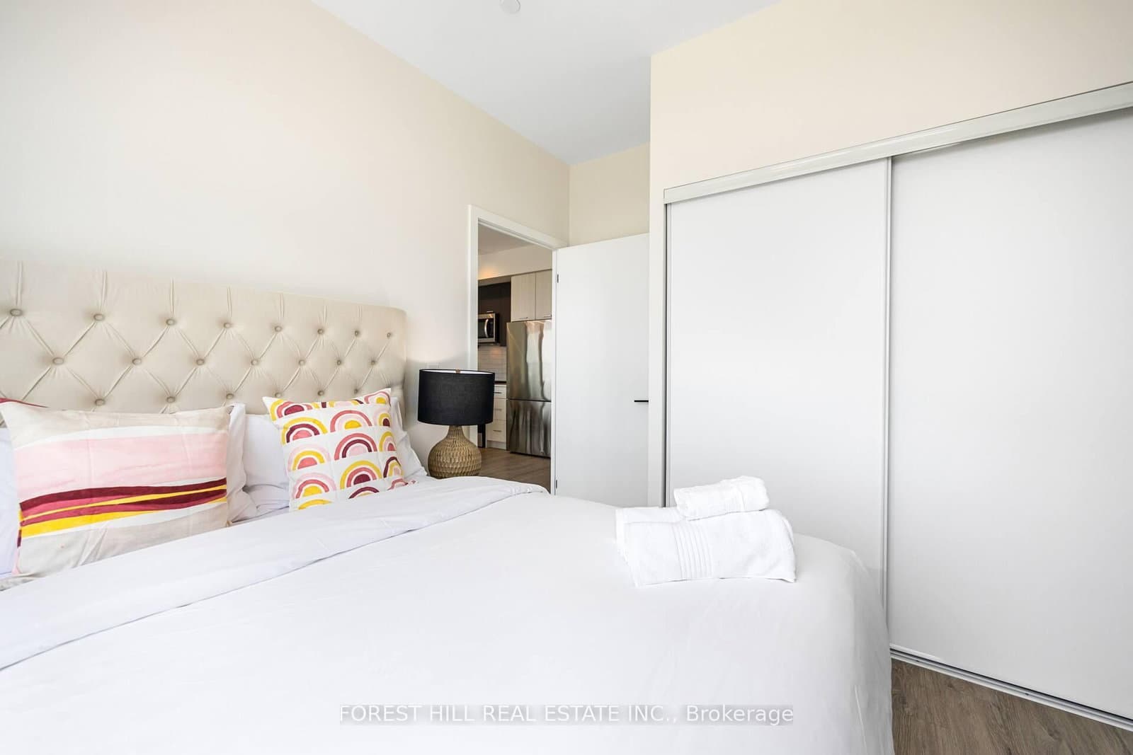 2300 St. Clair Avenue W, Unit 1009 thumbnail 26