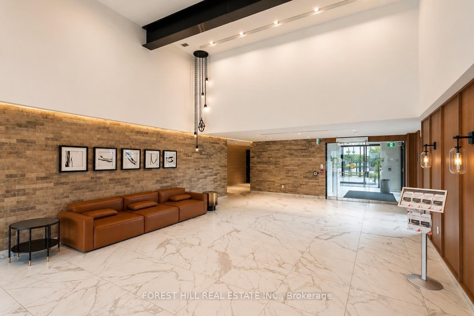 2300 St. Clair Avenue W, Unit 1009 thumbnail 34