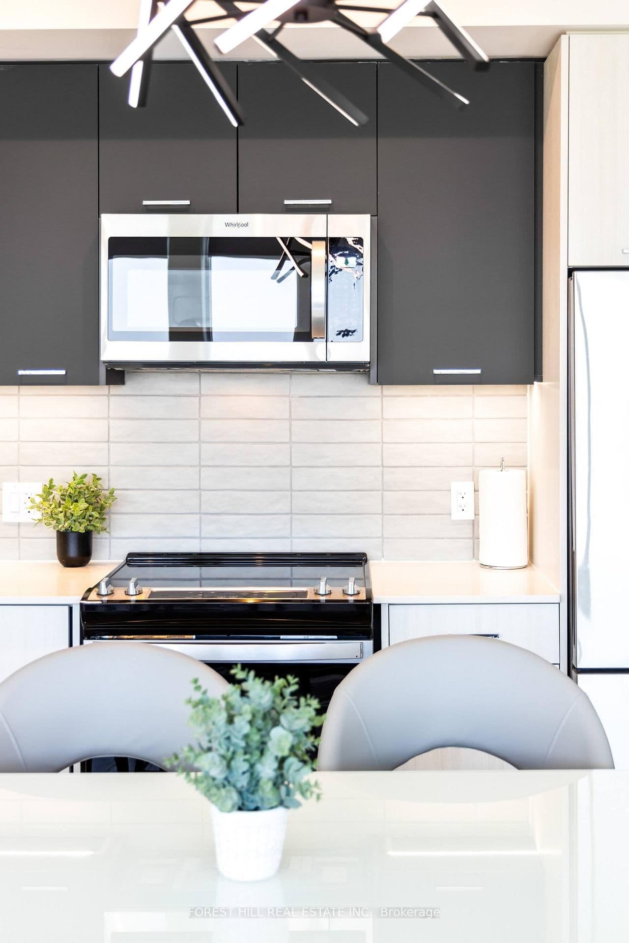 2300 St. Clair Avenue W, Unit 1009 thumbnail 9