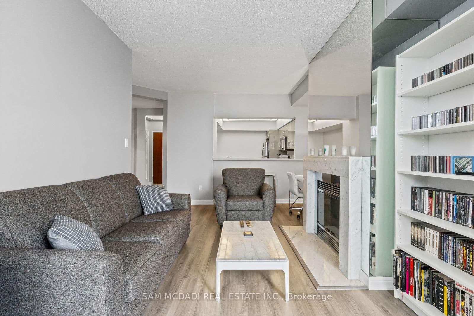 24 Hanover Road, Unit 2205 thumbnail 9